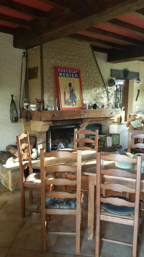 Basse-cour De Montin Au 256 Chemin De La Rocaille A 38510 Vezeronce Curtin Bed & Breakfast